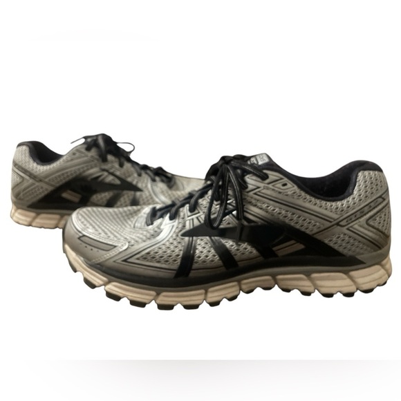 Brooks Men\'s Adrenaline GTS 17 Running Sneakers